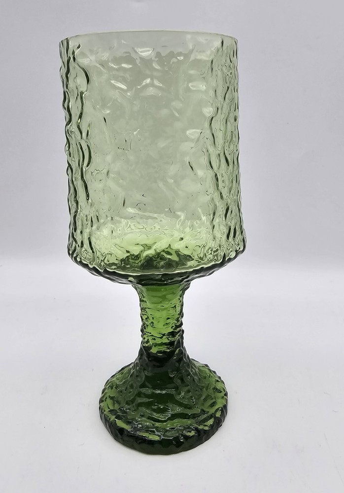 MCM Lenox Impromptu Hand Blown Glass Green Crinkle Goblet 1 Pc, 12oz