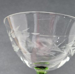 6 Rare Vintage Clear Etched Glass Champagne Glasses Green Stems Leaf Dot Design