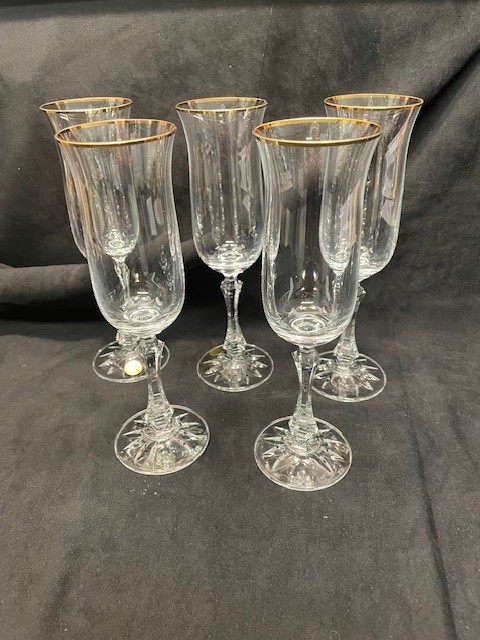 ECHT BLEIKRISTALL Genuine 24% Lead Crystal with gold trim wines (5)