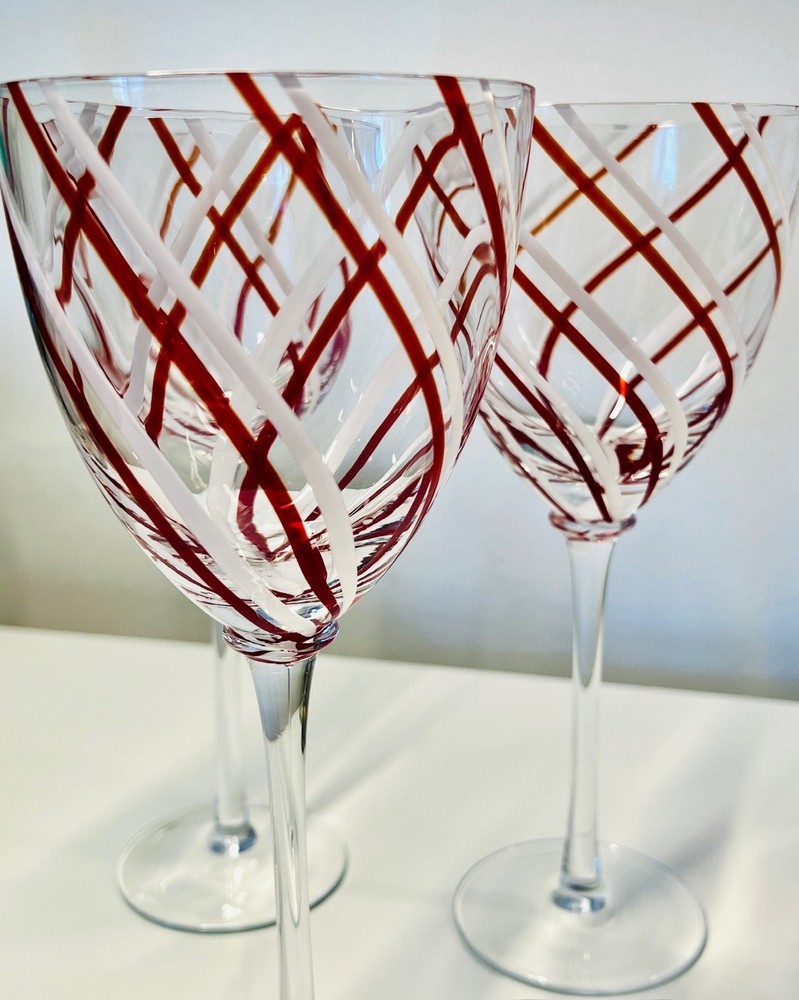 St Nicholas Square Peppermint Lane Vintage Wine Glasses Set Of 3 – 8-5/8”