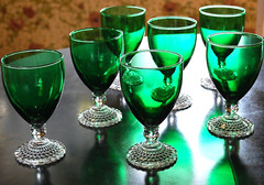 Vtg Set 7 ANCHOR HOCKING FOREST GREEN/ CLEAR BUBBLE FOOT Water Goblets 5 5/8″