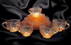 Set of 5 Arcoroc French glass Rosalind Pink Swirl Demitasse 4 piece Set