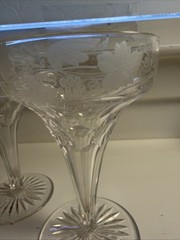 Set Of 2 Glass Champagne Glasses Etched Grapevine With Hollow Stem 5.5” VTG
