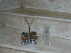 Juice / Water Mid Century Glasses Tumblers Set of 4 with Holder Caddy Carrier