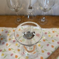 Libbey Classic White Wine Glasses 14 ounce Set of 4 Clear Party Dinnerware