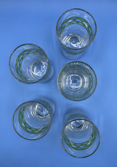 5 Vtg Clear Drinking Glasses with Dimpled Light Green Polka Dot Band Retro