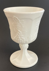 One (1) Indiana Vintage Colony Harvest Grape Milk Glass Goblet Wine Glass