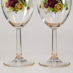 Royal Albert Old Country Roses Wine Glasses Pair 7.25″ Gold Rim Stemware
