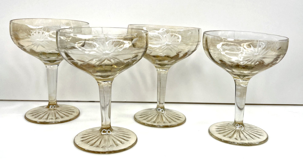 Iridescent Depression Champagne Glasses Etched Starburst Floral 4 3/4″ Lot of 4