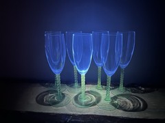 Angelique Aqua by Cristal D’Arques-Durand, Champagne Flutes.Manganese Glow! (7)