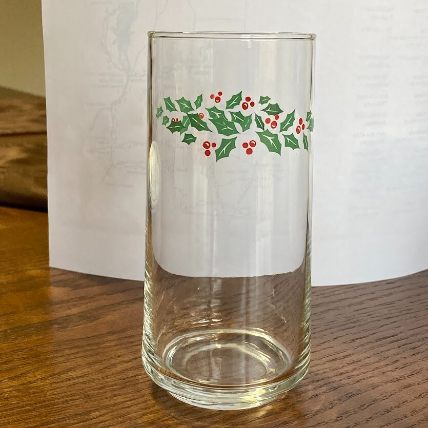 Corelle WINTER HOLLY 16 oz DRINKING GLASS Replacement Christmas Ware