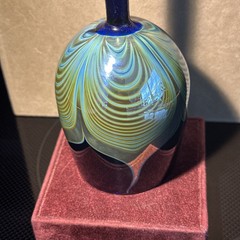Steven Correia Pulled Feather Cobalt Blue Wine / Water Goblet Glass 8 3/4″H~MINT