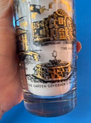 VINTAGE ~ CLEAR BLACK & GOLD «SAN ANTONIO MOST BEAUTIFUL CITY» SOUVENIR GLASS