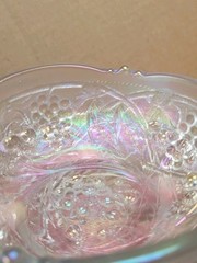 Pretty White US Glass Carnival Glass Palm Beach Berry Bowl Gooseberry Interior