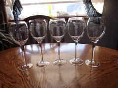 Wine Etched Grapes Crystal Smooth Stem 8 1/4″ – Set of 5