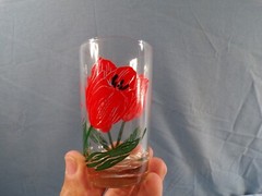 Peanut Butter Glass Tumbler – JUICE SIZED – Red Tulips #126