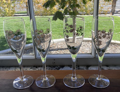 PERRIER JOUET (4) Champagne Glasses 9-3/4″ Pink Floral Flute Etched