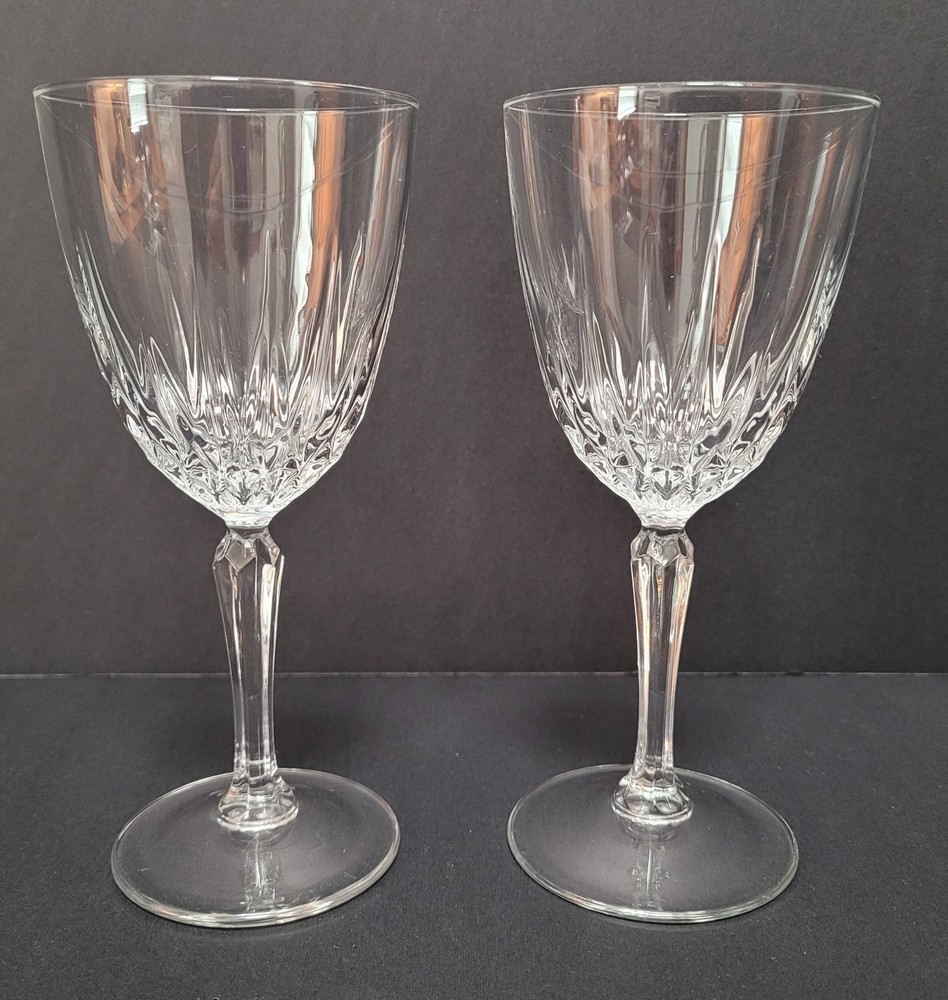Set of 2 Diamant Cristal D’Arques Durand Crystal Wine Glass Stemware 6-3/4″ 8 oz