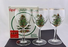 SET OF 3 SPODE CHRISTMAS TREE WINE GLASS WITH GOLD RIMS – MINT