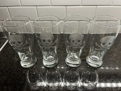Pilsner Beer Glasses With Etched Skull & Crossbones Set Of 4 16 Oz