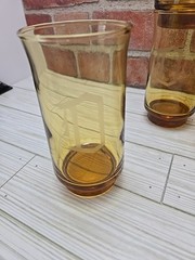 Anchor Hocking Honey Gold Glasses – Set of 6-stackable W/ «D»
