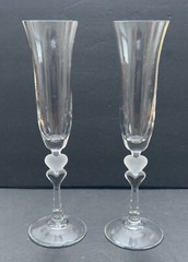 Gorham Amore Crystal Champagne Flutes Dbl Heart Frost/Clear 10”h 2.5w Set of 2