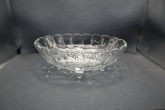 Colony Crystal Harvest Clear Oval 4 toed Centerpiece 12 3/8″ x 8 3/4″ x 4 1/2″