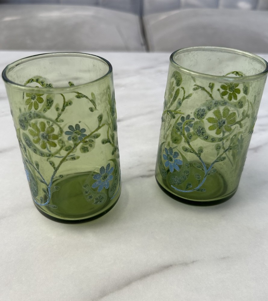 Lot of 2 Vintage Libbey’s Green & Blue Daisy Glasses Raised Pattern MCM Flowers