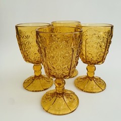 L. G. Wright Daisy and Button Amber 9oz Water Goblets 6″ – Set of 4