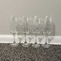 Set of 4 Eamon Glass Dublin CLADDAGH & Shamrock Champagne Flutes, 6 oz, 1990