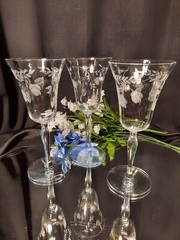3 Optic Ripple Fern & Draped Flower Etch Trumpet Wine Goblets Glasses Set