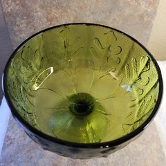 Vintage FTD 1975 Green Glass Goblet Embossed Leafing