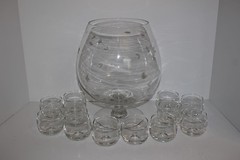 PRINCESS HOUSE HERITAGE ETCHED CRYSTAL FOOTED PUNCH BOWL & 12 CUPS