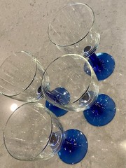 4 Vtg Cobalt Blue Thick Stem Clear Bowl Blown Glass Wine Glass 7″ Water Goblet