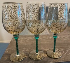 3 Water Goblet P1C8 by Pier 1 Emerald Rioja, Gold Scrolls&Trim 9 1/8″