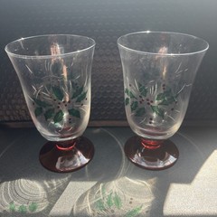 Vintage GORHAM Festive Holly Goblets / All Purpose Glass – Set of 2