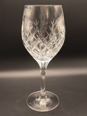 Oneida/Schott Zwiesel YORK White Wine Glass Fine Cross Cut Crystal 7.75″ Signed