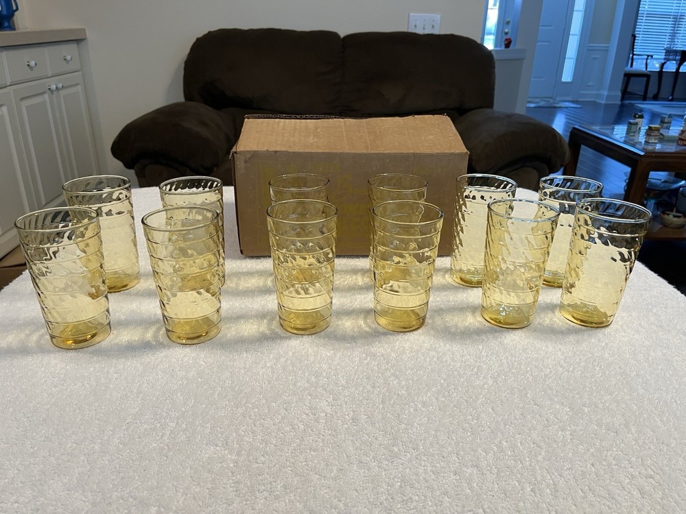 Set of 12 New in Box Anchor Hocking Jubilee Honeygold 5″ 11 oz Flat Tumblers 60s