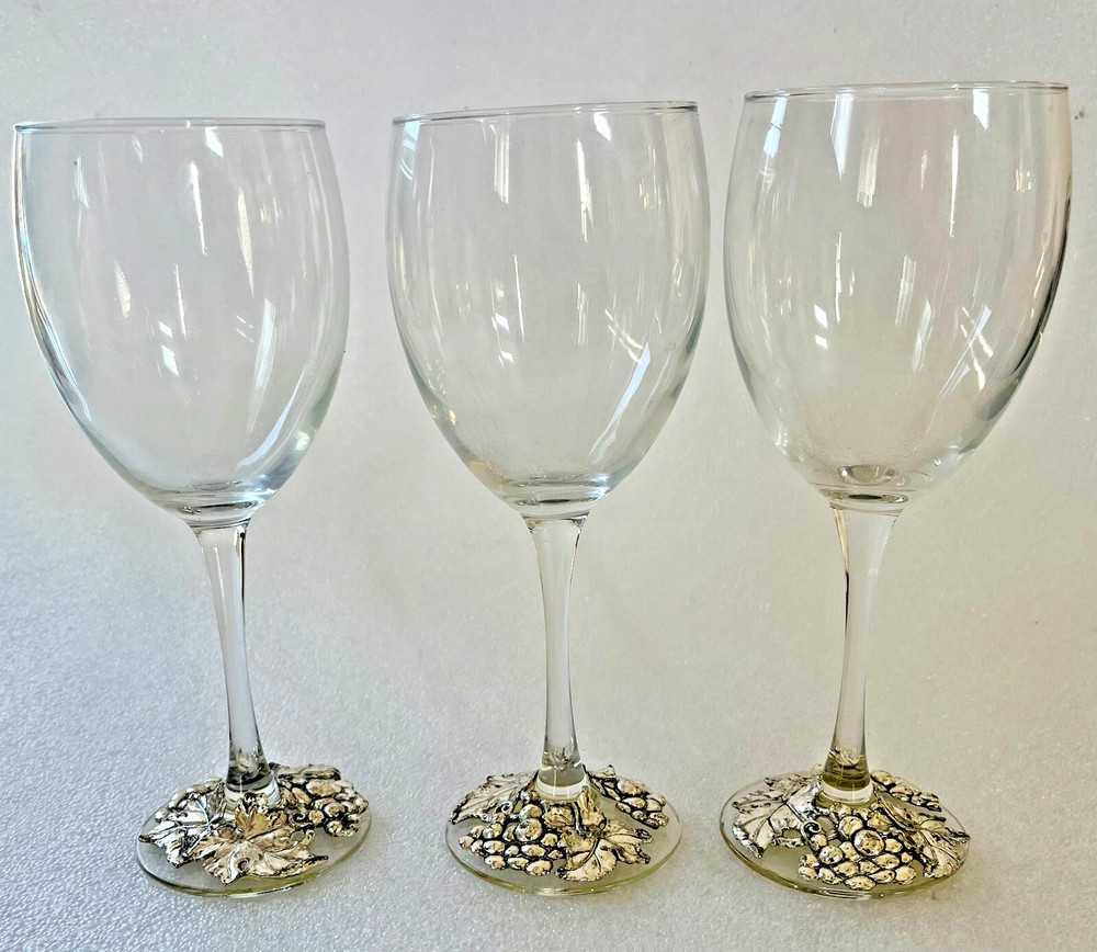 Vintage Arthur Court Designs Grape Pattern Wine Glasses Set of 3
