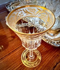 Val St Lambert Cambrai D’Or Clear – Frosted Trim Wine Glass 6″ tall EXCELLENT