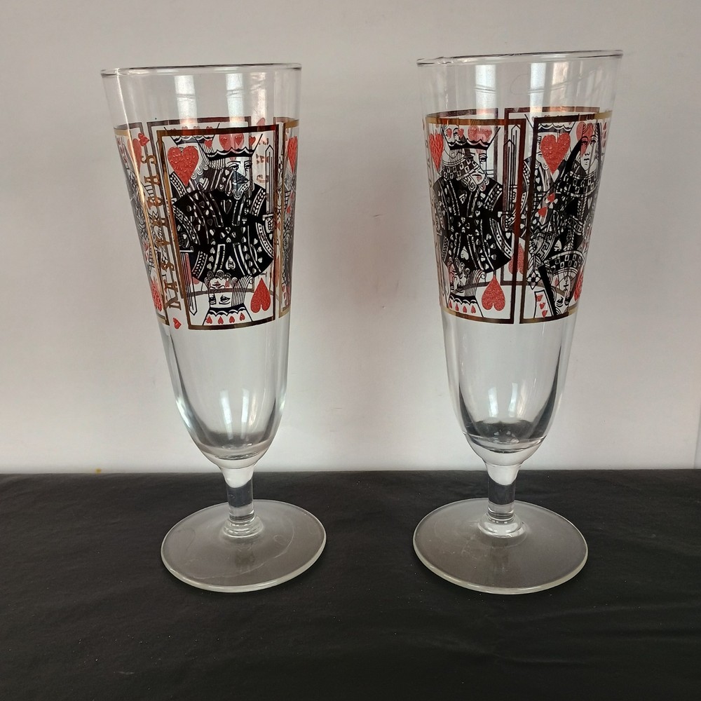 Vtg Pair King & Queen of Hearts Footed Pilsner Glasses Barware Las Vegas Poker