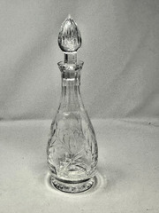 Beautiful Etched Sherry Wine Spirits Crystal Decatur CHIPPED STOPPER
