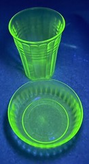 Hazel Atlas Glass MODERNTONE Green Flat Tumbler + Small Fruit Bowl Glows 2 Pc