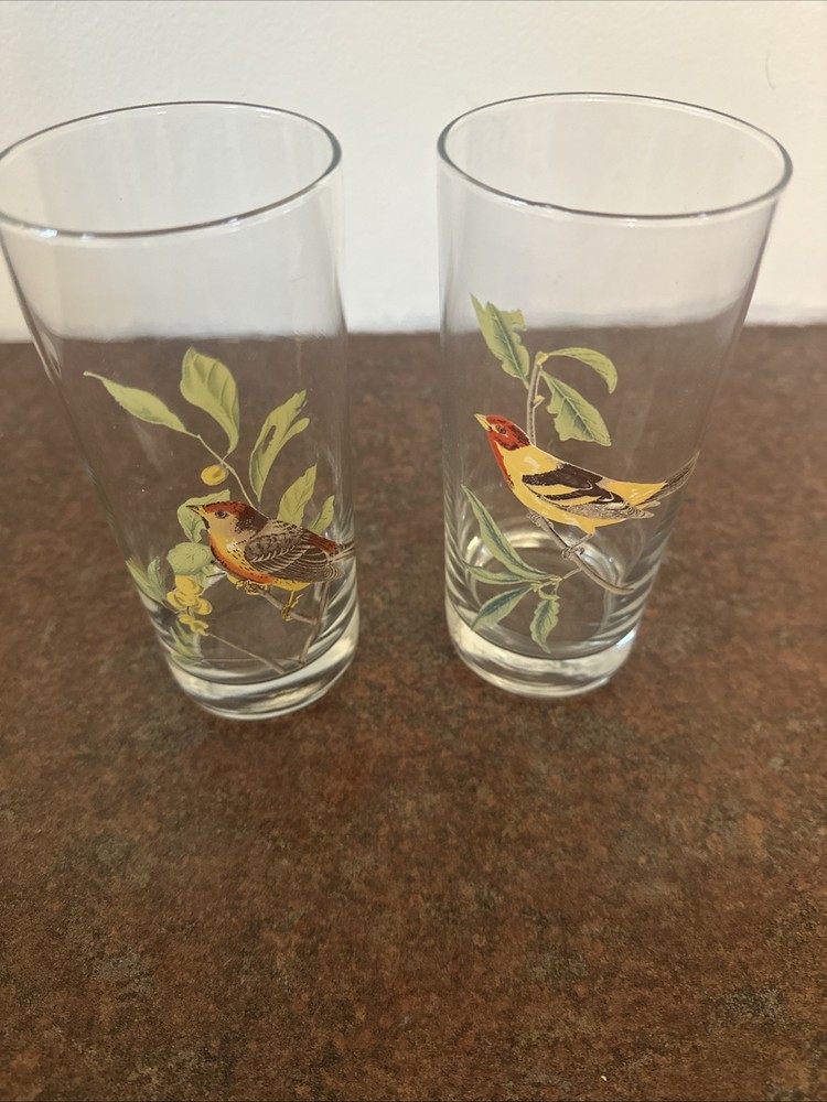 Vintage Fall Nesting Transfer Ware And Hydrangeas Glasses Excellent Condition.
