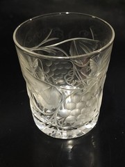 DORFLINGER DEEP CUT GRAPES AND LEAVES SMALL SHOT WHISKEY JUICE GLASS TUMBLER 2.5