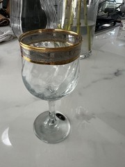 Cristal d’Arques Durand clear glass wine glass 24 cl gold rim