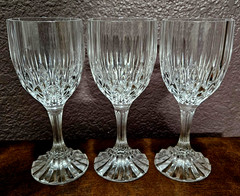 3 VTG Bretagne Cristal D’Arques France Crystal Wine Glasses – Clear Musical Ring