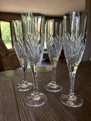 4 Block Crystal AURA Champagne Glasses Flutes Goblets Set Cut Glass Stems