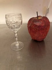 Set of 4 Small Etched Crystal Liqour Glasses – Bx