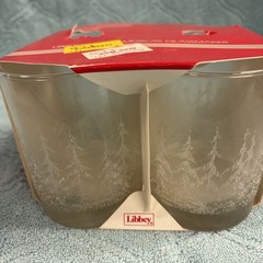NOS 4 LIBBEY FROSTY PINES CLEAR GLASS TUMBLERS w/ FROSTED WHITE PINE TREES NEW